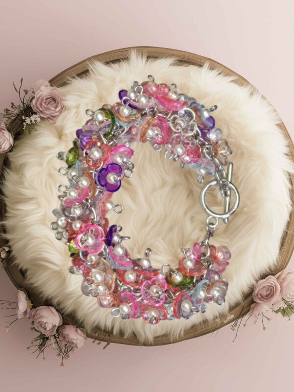 Kleurrijke waterval 2