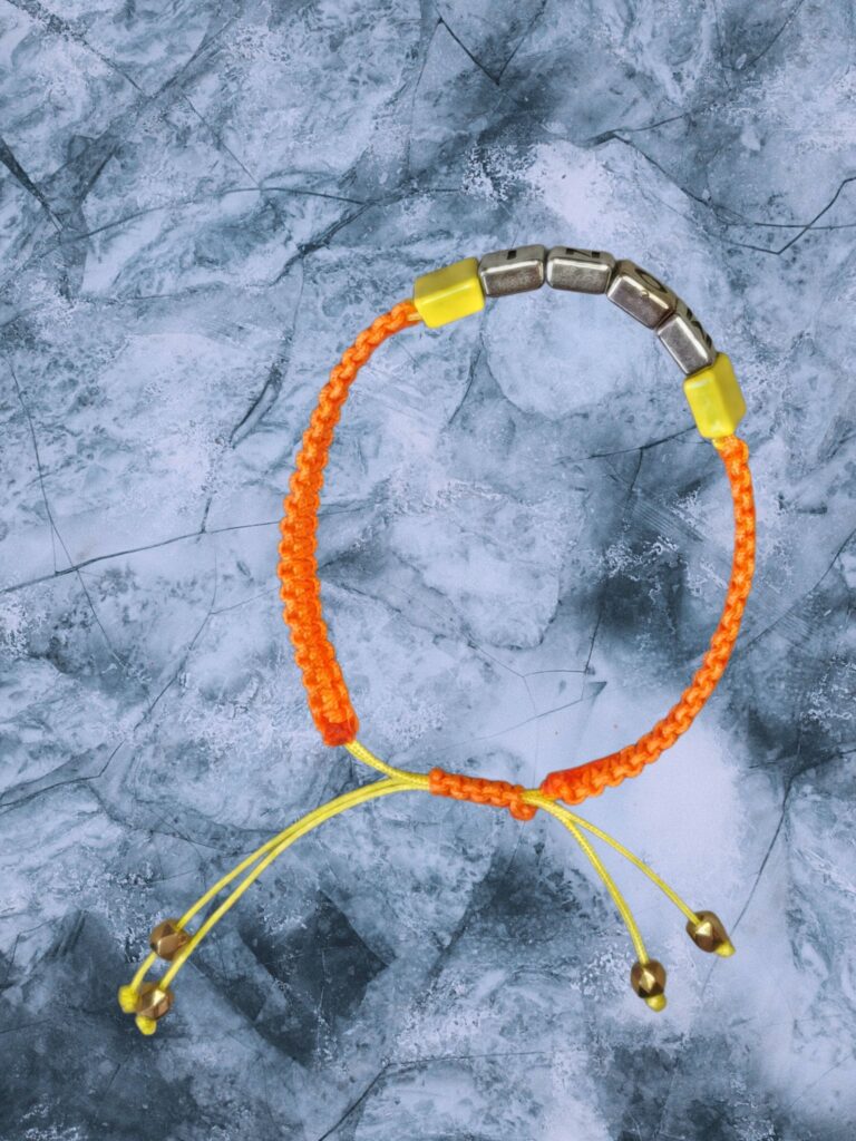 Macrame armband