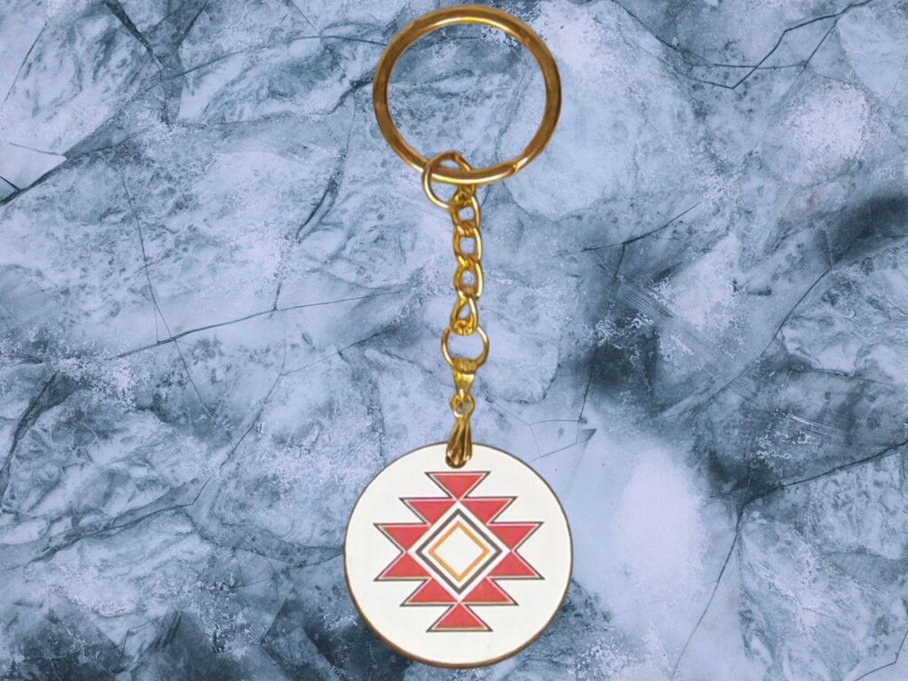 „Folk Symbol Keychain“