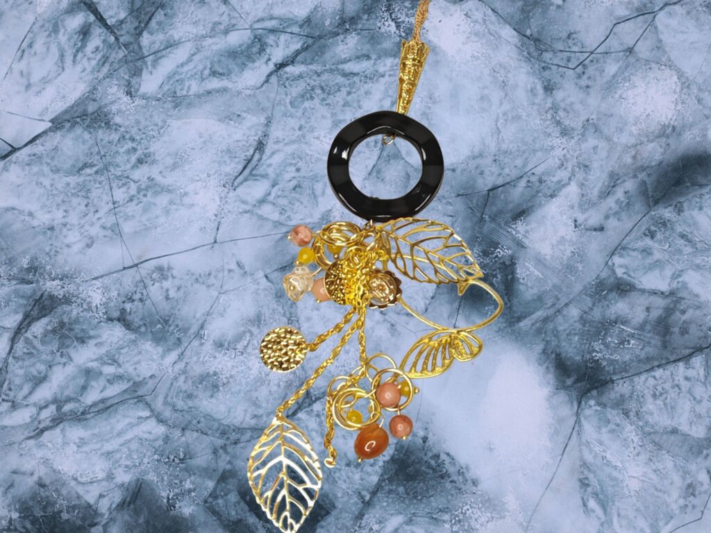 „Golden Forest Charm“